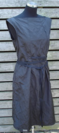 kleid v-ausschnitt