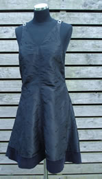 traegerkleid