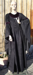 gothic kleid mit mantel